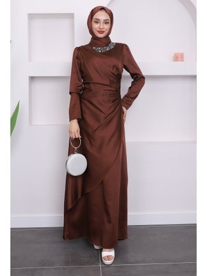 Kahverengi Drapeli Taşlı Saten Abiye Elbise Kahverengi Drapeli Taşlı Saten Abiye Elbise