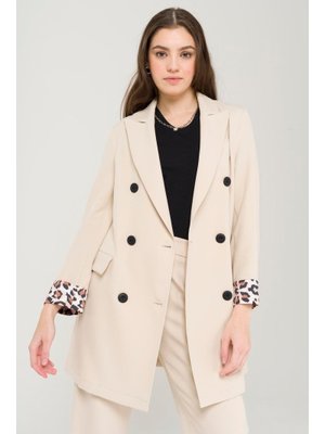 Bej Leopar Desen Detaylı Astarsız Kruvaze Ceket Bej Leopar Desen Detaylı Astarsız Kruvaze Ceket