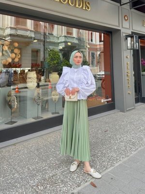 Piliseli Tesettür Etek Piliseli Tesettür Etek