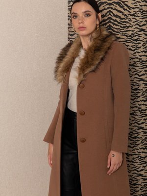 Erkek Yaka Yakası Seyyar Kürklü Kaban Taba Y