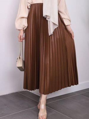 Taba Deri Görünümlü Piliseli Etek