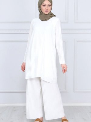 Beyaz Pantolon Tunik Piliseli Sandy İkili Takım Beyaz Pantolon Tunik Piliseli Sandy İkili Takım