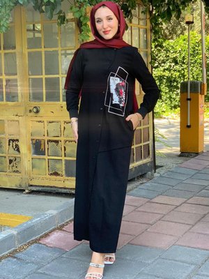 Siyah Saten Detay Tam Boy Düğmeli Spor Elbise Siyah Saten Detay Tam Boy Düğmeli Spor Elbise