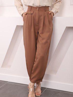 Camel Yüksek Bel Paça Detaylı Pantolon Camel Yüksek Bel Paça Detaylı Pantolon