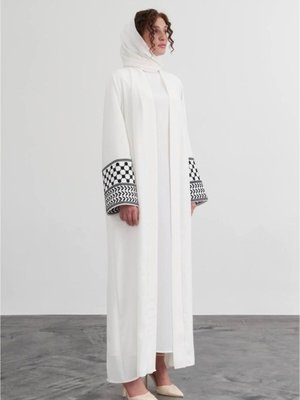 Nakış İşlemeli Ferace Ps Nakış İşlemeli Ferace Ps