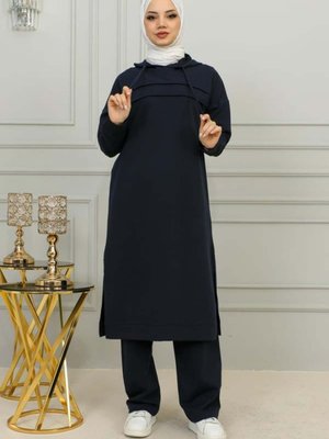 Tunikli Spor Takım Lacivert Uzun Özel Tunik Tunikli Spor Takım Lacivert Uzun Özel Tunik