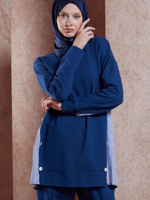 Çizgili Pantolonlu Eşofman Takım