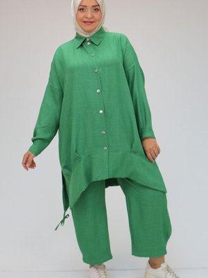 Yeşil Büyük Beden Pile Detaylı Düşük Kol Pantolonlu Takım Yeşil Büyük Beden Pile Detaylı Düşük Kol Pantolonlu Takım