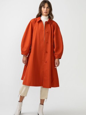 Yırtmaçlı Maxi Trençkot