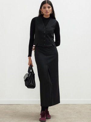 Premium Detaylı Kalem Etek Siyah Premium Detaylı Kalem Etek Siyah