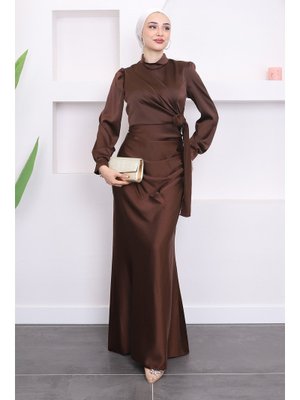 Kahverengi Ön Detaylı Drapeli Saten Abiye Elbise Kahverengi Ön Detaylı Drapeli Saten Abiye Elbise