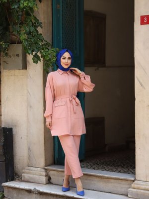 Cepleri İnci Detaylı Kuşaklı İkili Takım