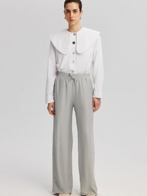 Beli Lastikli Bol Paça Pantolon Beli Lastikli Bol Paça Pantolon