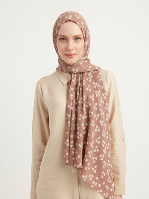 Kahve Çiçek Desenli Şal