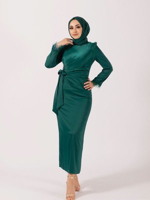Kol Saçaklı Saten Abiye Elbise Zümrüt