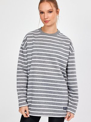 Gri Çizgili Oversize Basic Sweatshirt Gri Çizgili Oversize Basic Sweatshirt