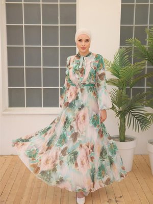 Krem Desenli Kemerli Uzun Şifon Elbise Yeşil Krem Desenli Kemerli Uzun Şifon Elbise Yeşil