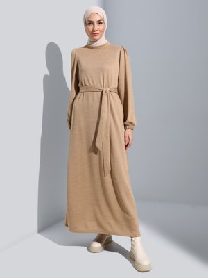 Bej Elbise
