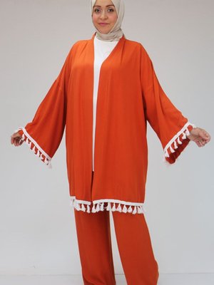 Kiremit Büyük Beden Püskül Detaylı Üçlü Takım Kiremit Büyük Beden Püskül Detaylı Üçlü Takım