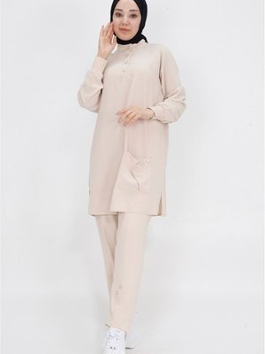 Yakası Ve Cebi Düğme Detaylı Aerobin Kumaş Takım