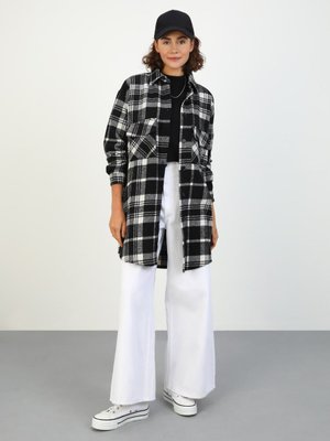 Ekose Desenli Overshirt Gömlek Siyah Beyaz