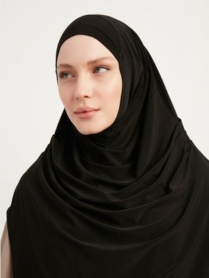 Siyah Pratik Uzun Pileli Hazır Türban Siyah Pratik Uzun Pileli Hazır Türban