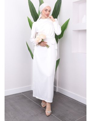Beyaz Ön Detaylı Bronşlu Saten Abiye Elbise