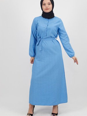 Mavi Keten Kumaş Kemerli Düğmeli Elbise Mavi Keten Kumaş Kemerli Düğmeli Elbise