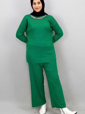 Yeşil Balıkçı Yaka Zincir Detaylı Triko Takım Yeşil Balıkçı Yaka Zincir Detaylı Triko Takım