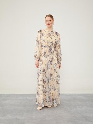 Bej Gül Desen Şifon Elbise