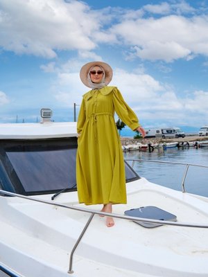 Bebe Yaka Dantel Detaylı Elbise Yağ Yeşil Bebe Yaka Dantel Detaylı Elbise Yağ Yeşil