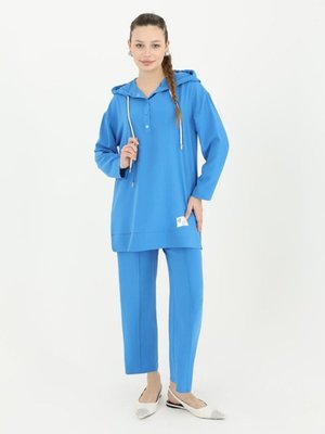 Saks Yakası Düğme Detaylı Ve Kapişonlu Aerobin Kumaş Takım