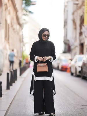 Pera Takım Siyah Model