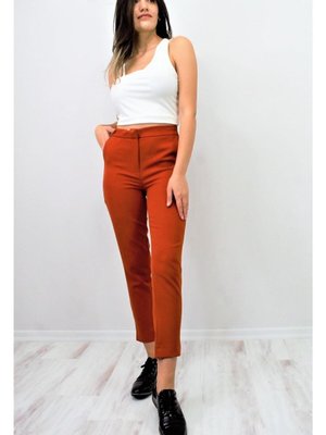 Kiremit Beli Lastikli Arka Yan Cepli Bilek Boy Slim Dar Kesim Kumaş Kalem Pantolon Kiremit Beli Lastikli Arka Yan Cepli Bilek Boy Slim Dar Kesim Kumaş Kalem Pantolon