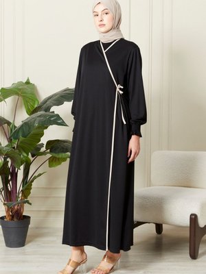 Kol Detaylı Kruvaze Yaka Biyeli Yandan Bağlamalı Namaz Elbisesi Kol Detaylı Kruvaze Yaka Biyeli Yandan Bağlamalı Namaz Elbisesi