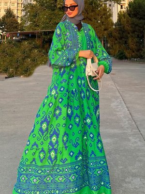 Yeşil Etnik Desenli Viskon Elbise
