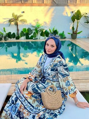 Lacivert Çiçek Desen Etekli Takım Lacivert Çiçek Desen Etekli Takım