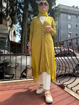 Şifon Detaylı Triko Hırka Yağ Yeşili Şifon Detaylı Triko Hırka Yağ Yeşili