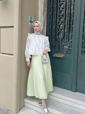 Y.yeşil Piliseli Uzun Etek Y.yeşil Piliseli Uzun Etek