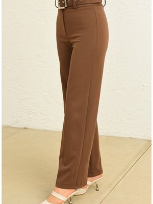 Kahve Scuba Krep Geniş Paça Kemerli Pantolon Kahve Scuba Krep Geniş Paça Kemerli Pantolon