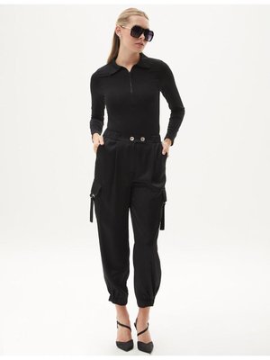 Paçası Lastikli Düğme Detaylı Saten Pantolon Siyah