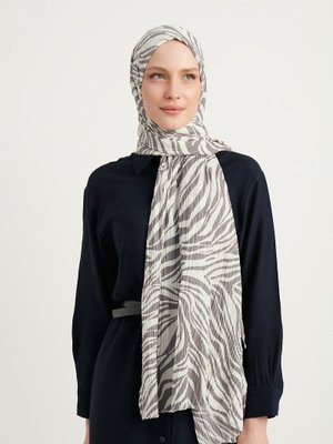 Gri Zebra Desenli Şal