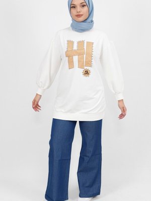 Beyaz Taş Ve Yazı Detaylı İplik Kumaş Sweatshirt