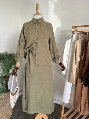 Zümrüt Çapraz Baglamalı Eteklı Takım