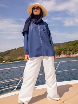 Lacivert Fisto Kumaş Detaylı Sedef Düğmeli Poplin Tunik