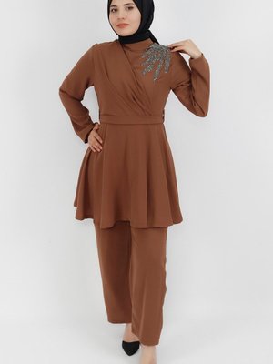 Kahve Scuba Krep Kumaş Taş Detaylı 2li Takım Kahve Scuba Krep Kumaş Taş Detaylı 2li Takım