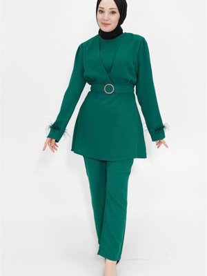 Yeşil Kemeri Taşlı Krep Kumaş İkili Takım Yeşil Kemeri Taşlı Krep Kumaş İkili Takım