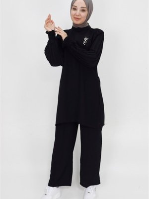 Siyah Pilise Kol Detaylı Krep Kumaş İkili Takım Siyah Pilise Kol Detaylı Krep Kumaş İkili Takım