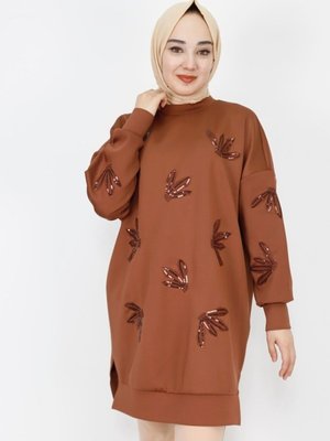 Kahve Scuba Kumaş Pul Ve Nakış Detaylı Sweatshirt Kahve Scuba Kumaş Pul Ve Nakış Detaylı Sweatshirt