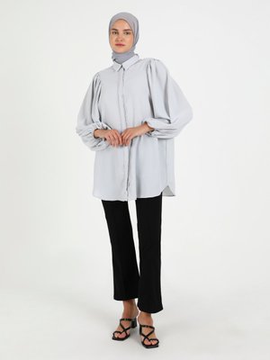 Siyah Pantolon Siyah Pantolon